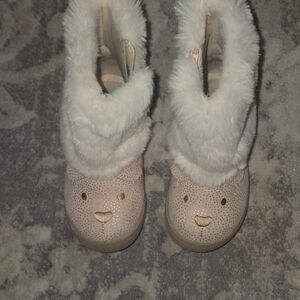 Cute Bear Face Fur Boots Toddler Size 6
